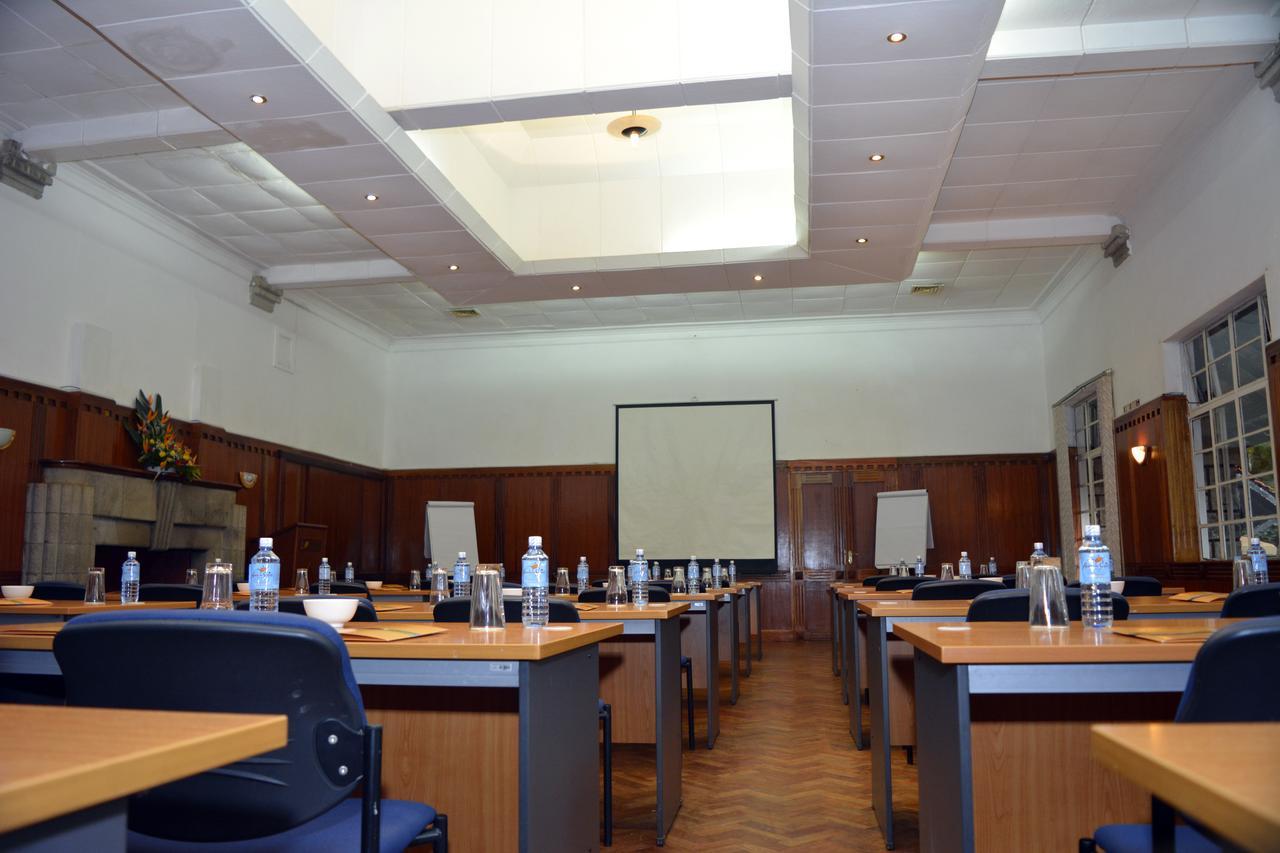 Outspan Hotel Nyeri Ngoại thất bức ảnh